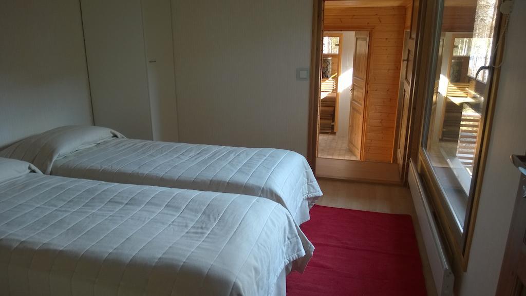 Kuoreksenniemi Villas & Lakehouse 普马拉 客房 照片